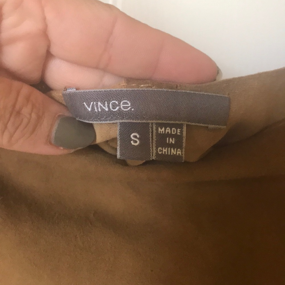 Shirt - Picture 3 of 4